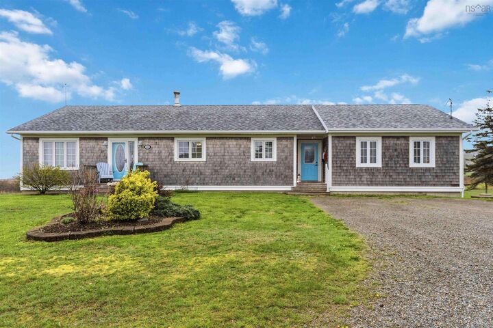 Property Photo: 63 Chemin Dixon Road NS B0W 1M0