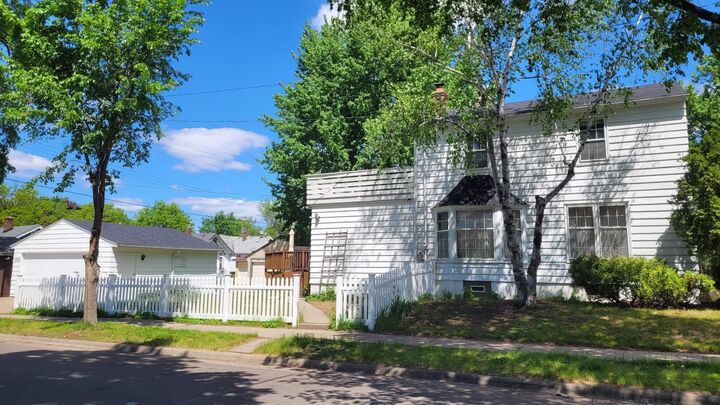 Property Photo:  3244 21st Avenue S  MN 55407 