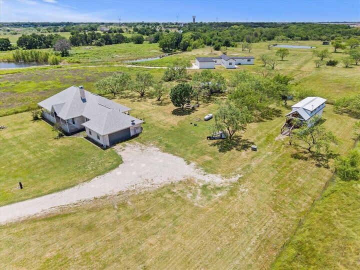 Property Photo:  5476 County Road 2646  TX 75189 