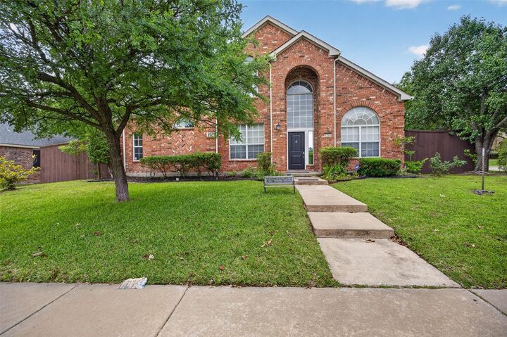 Property Photo: 5314 Somerset Drive TX 75089