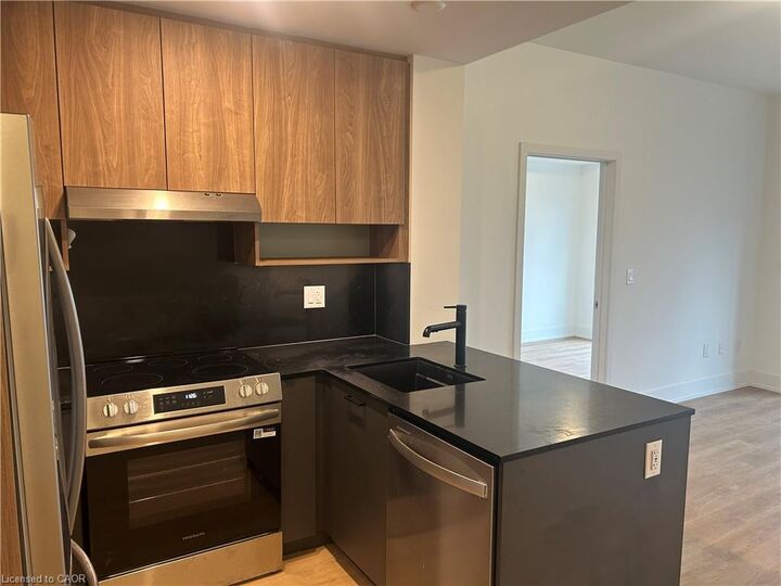 Property Photo:  206 King Street W 501  ON L8P 1A5 