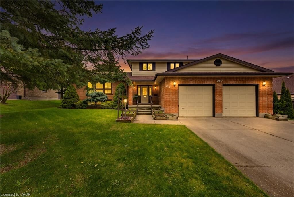 Property Photo:  64 Hilltop Court  ON N0B 2M1 