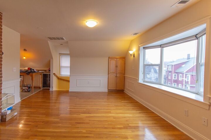 Property Photo:  8-10 Richardson St 3  MA 02135 