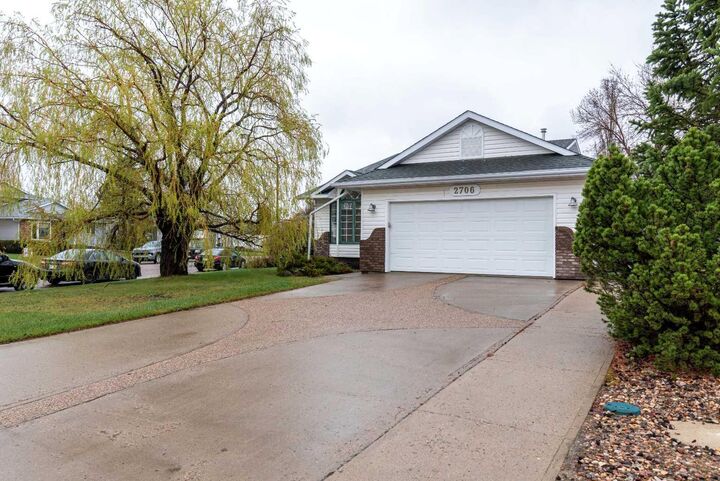 Property Photo: 2706 57B Avenue AB T9V 2M8