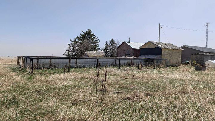 Property Photo: 224074 Twp Rd 322 AB T0M 2A0