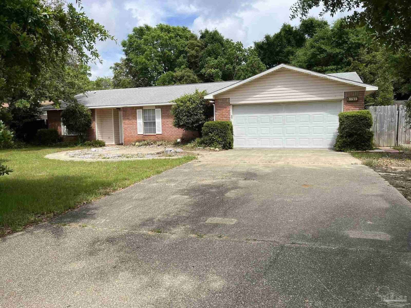 Property Photo:  2782 Augustus Rd  FL 32566 