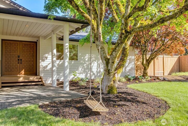 Property Photo:  14802 SE 139th Court  WA 98059 