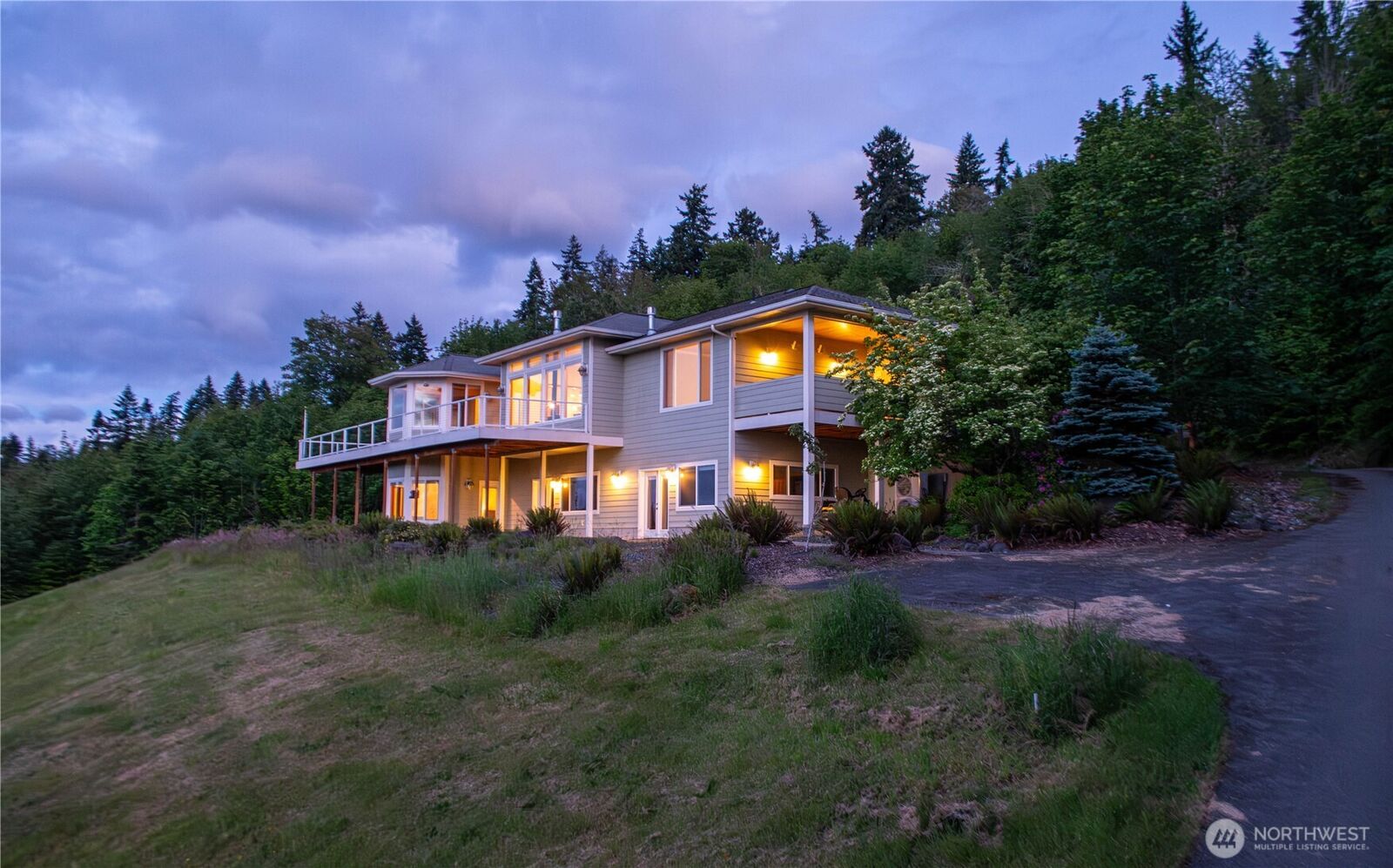 Property Photo: 975 E Simmons Road WA 98362
