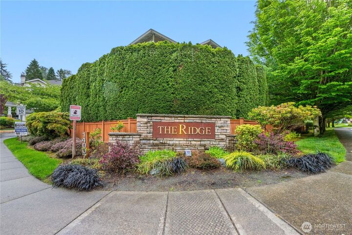 Property Photo:  14007  69th Drive SE Z1  WA 98296 