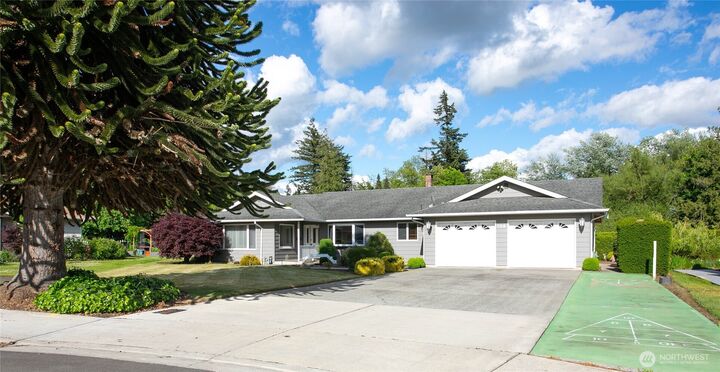 Property Photo: 508 17th Street WA 98264