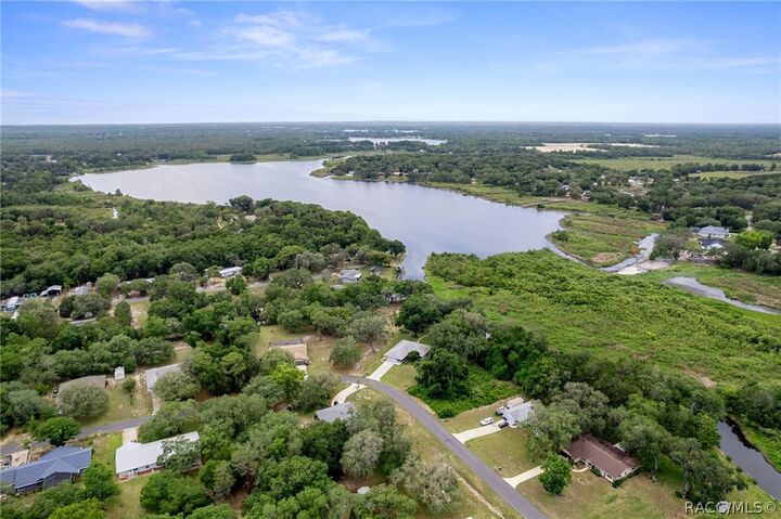 Property Photo:  9521 E Swan Drive  FL 34450 