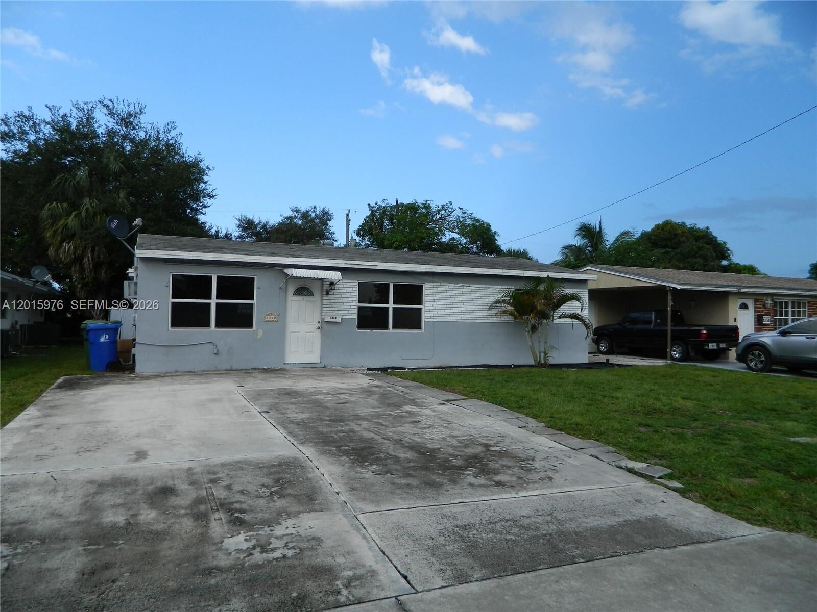 Property Photo: 1340 SW 34th Ave FL 33312