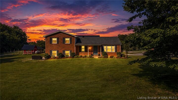 Property Photo: 4815 Chapelbrook Lane IN 47150