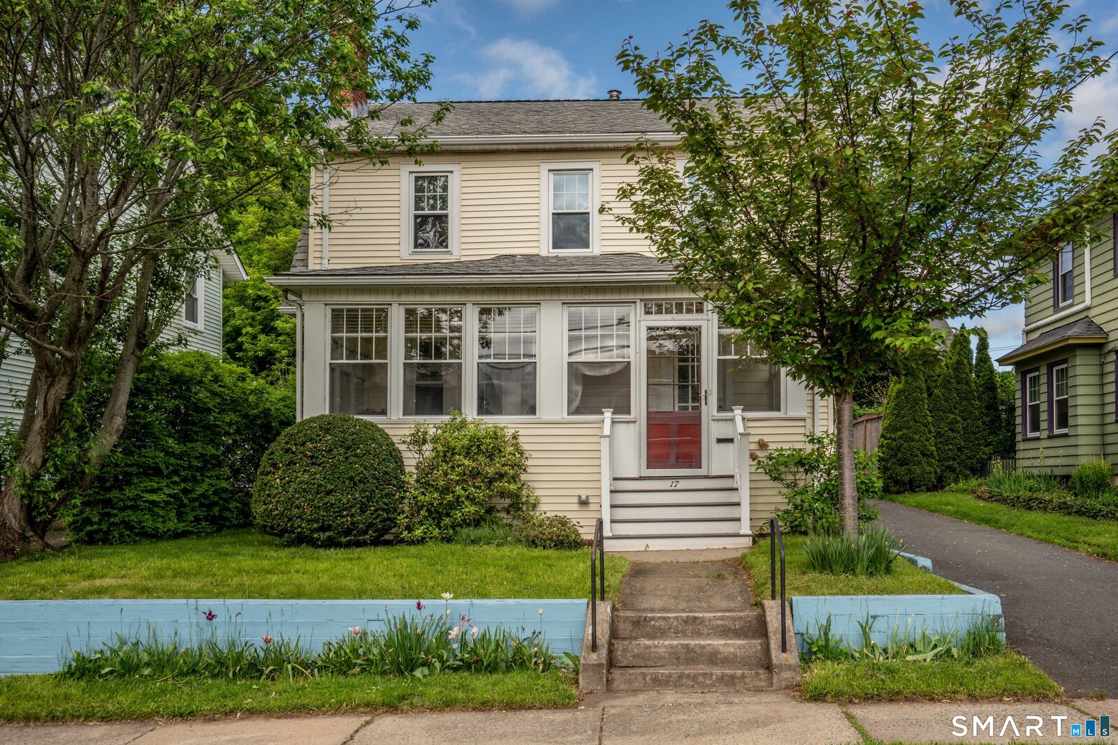 Property Photo:  17 Troy Street  CT 06119 