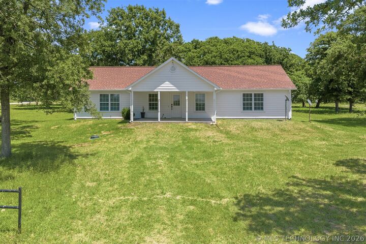 Property Photo:  831 Barrons Ridge  OK 73463 