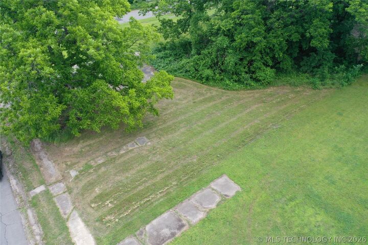 Property Photo:  N C Street  OK 74401 