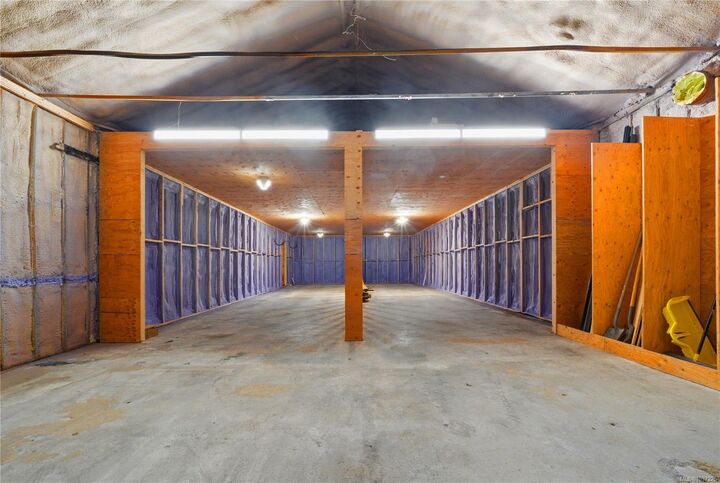 Property Photo: 1935 Waring Rd BC V9X 1V1