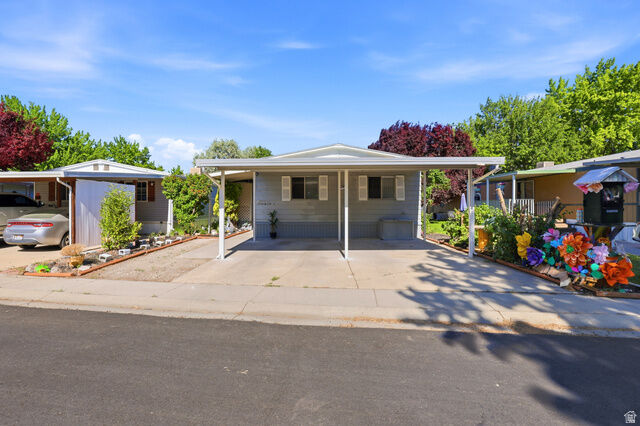 Property Photo: 11309 Jordan Meadow Ln 199 UT 84070