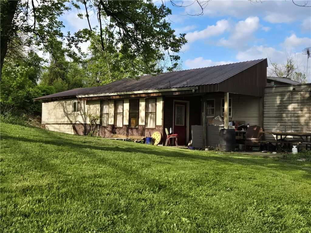 Property Photo:  10 Courson Hill Rd  PA 15301 