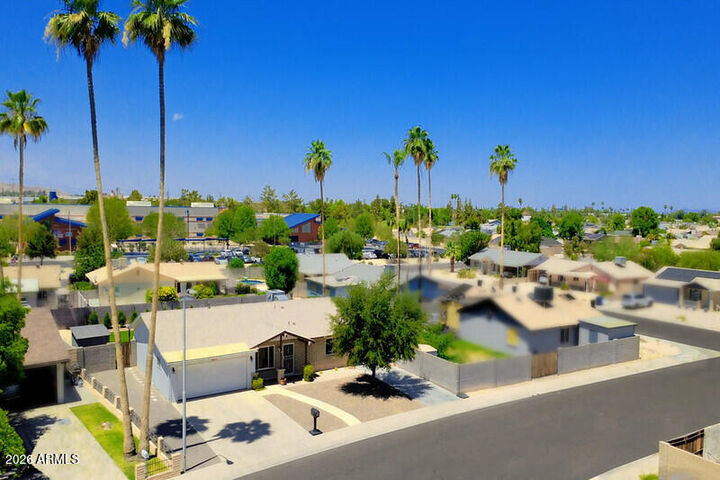 Property Photo:  219 E Sesame Circle  AZ 85283 