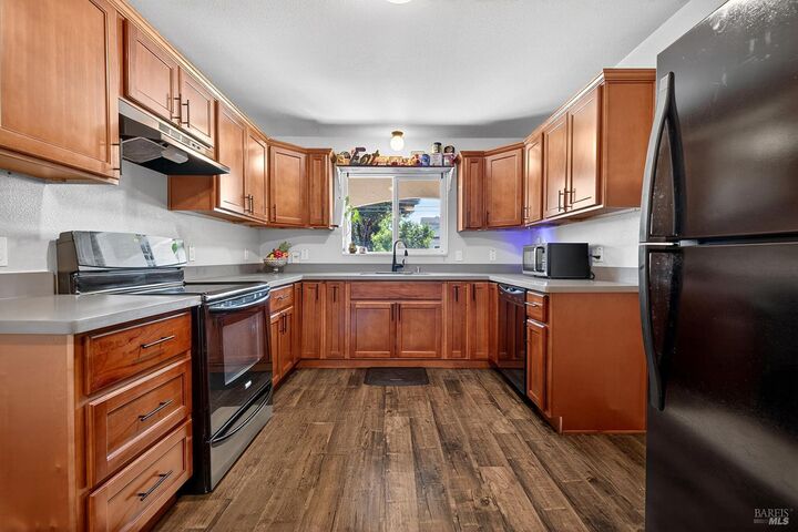 Property Photo: 1481 North Street CA 95404
