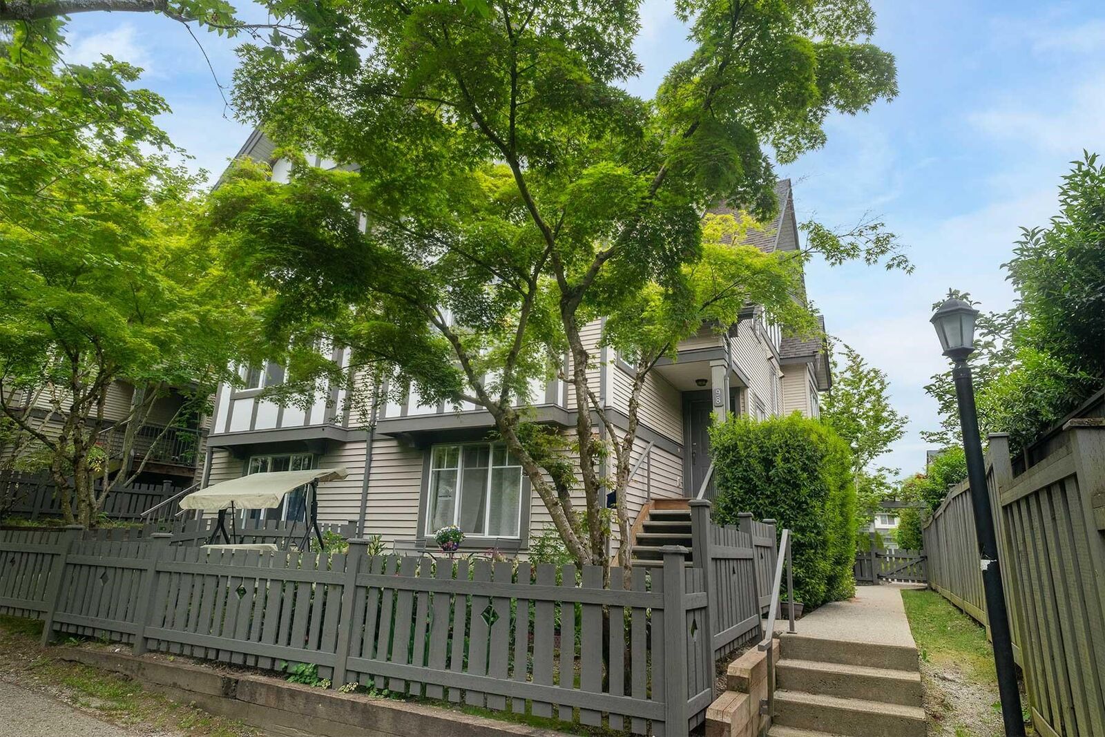 Photo de la propriété: 20038 70 Avenue 98 BC V2Y 0B4