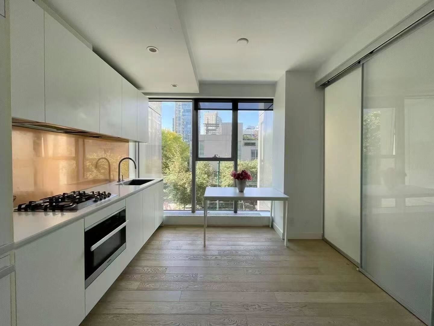 Property Photo: 1480 Howe Street 503 BC V6Z 0G5