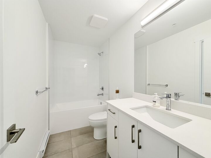 Property Photo:  6338 King George Boulevard 308  BC V3X 0L5 