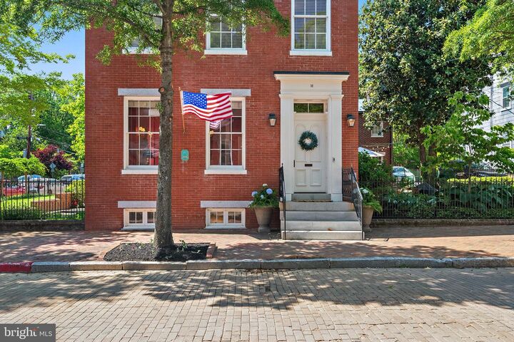 Property Photo: 16 Maryland Avenue MD 21401