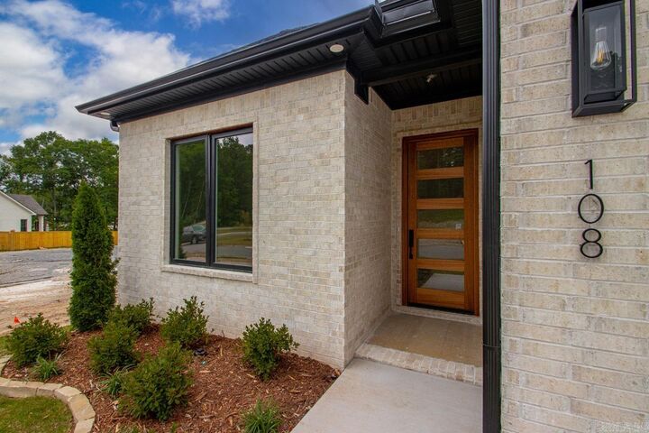 Property Photo: 108 Kinley Loop AR 72223