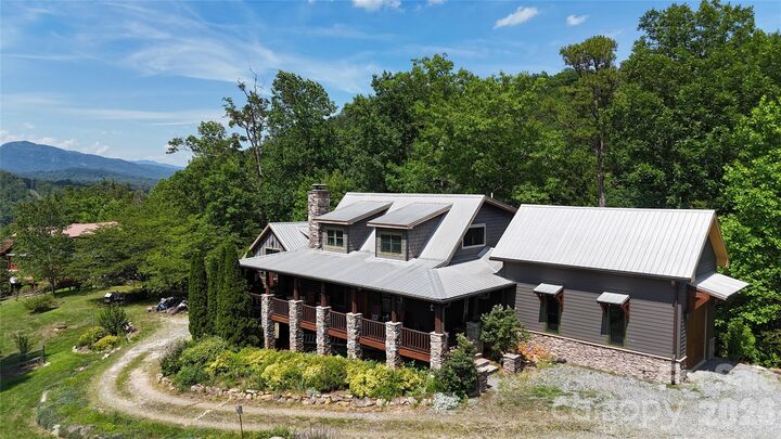 Property Photo:  301 Peaks Drive  NC 28746 