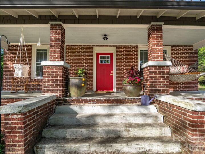 Property Photo: 296 Roberts Hill Road NC 28753