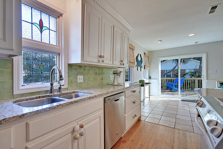 Property Photo:  20 32nd Avenue  SC 29451 