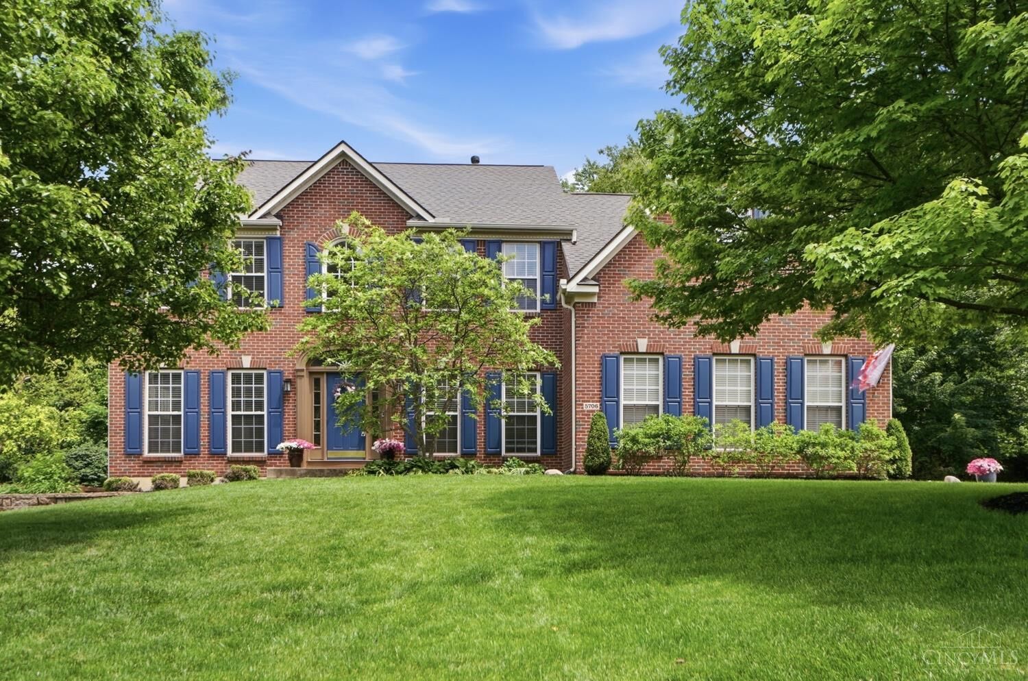 Property Photo: 5706 Treeside Drive OH 45044