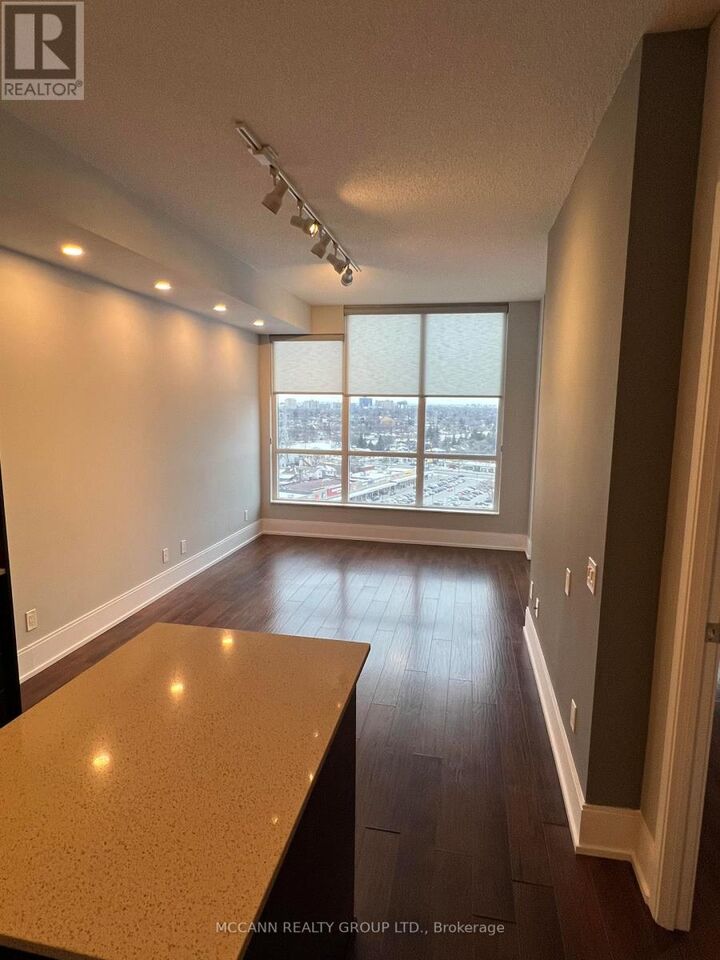 Property Photo:  15 Viking Lane 1605  ON M9B 0A4 