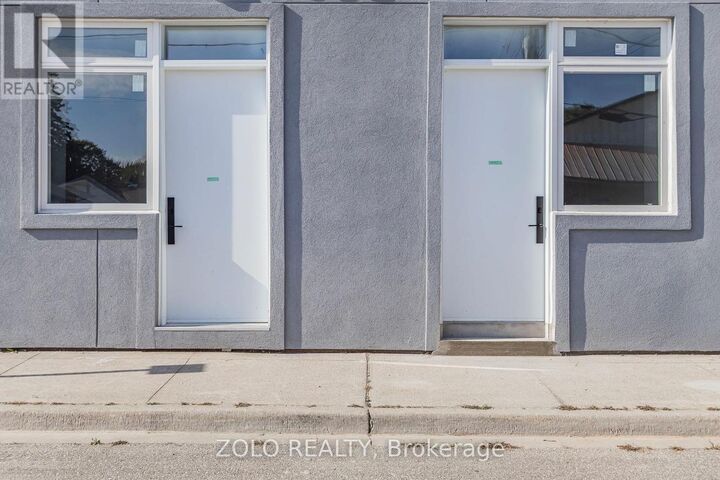 Property Photo:  206 Wellington Street Unit # 1  ON N8A 2X9 