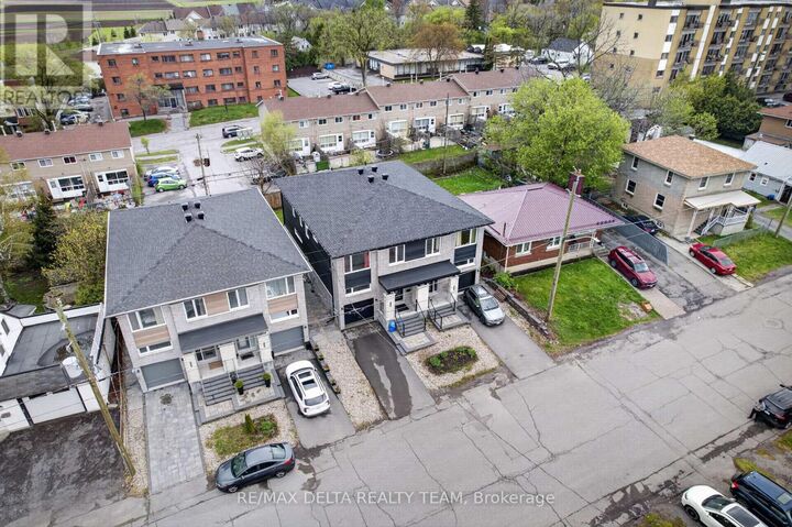 Property Photo:  1400 Mayview Avenue  ON K1Z 8H7 