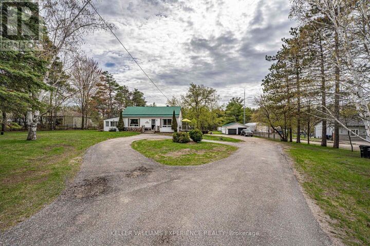 Property Photo:  3514 Penetanguishene Road  ON L4M 4Y8 