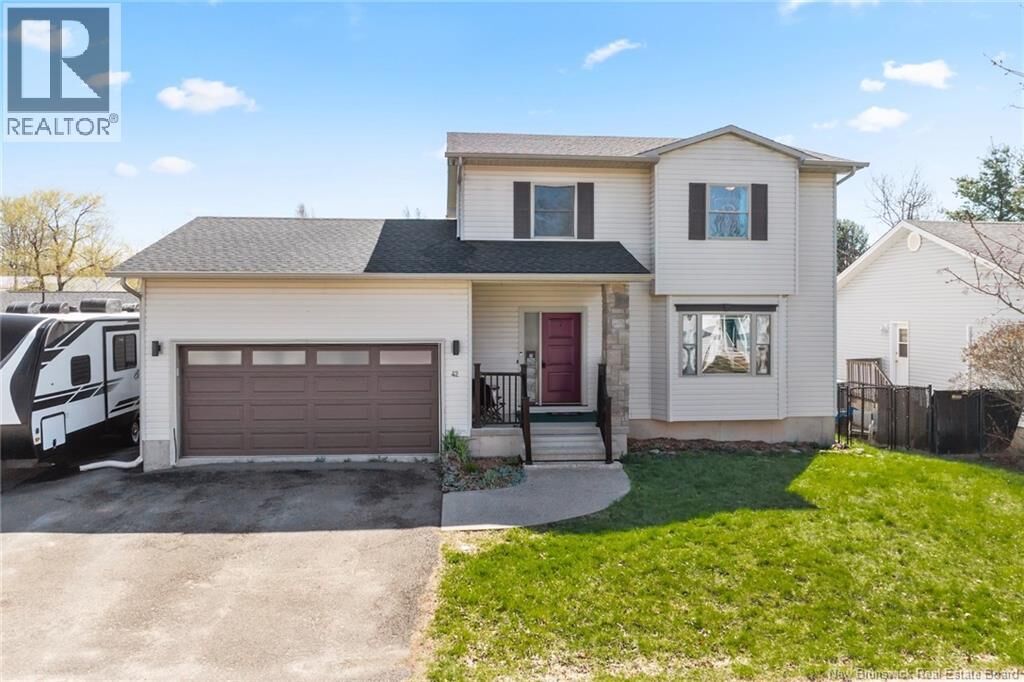 Property Photo:  42 Regiment Creek Avenue  NB E3G 9W2 