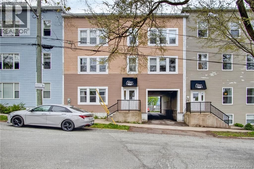 Property Photo:  211 King St East Unit# 1  NB E2L 1H2 
