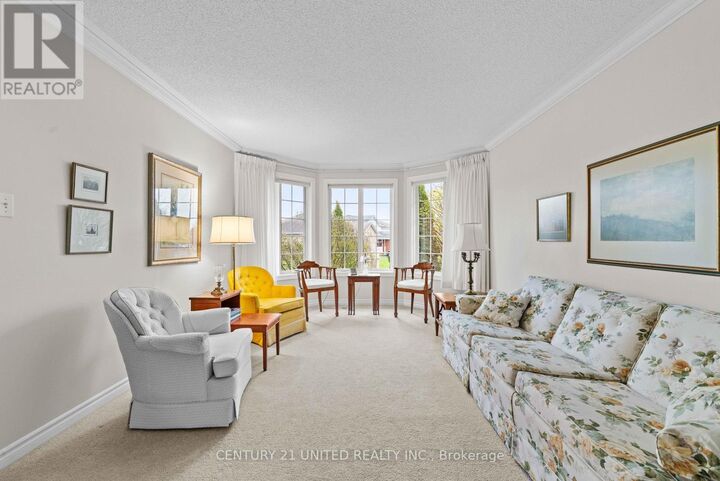 Property Photo:  2903 Jennifer Drive  ON K9L 1Z5 