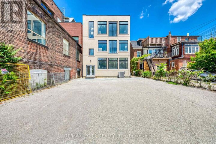 Property Photo: 923 College Street Unit A ON M6H 1A1