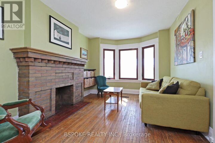 Property Photo:  139 Greenwood Avenue  ON M4L 2P8 
