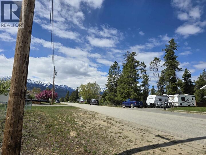 Property Photo:  1025 9th Avenue  BC V0E 2Z0 