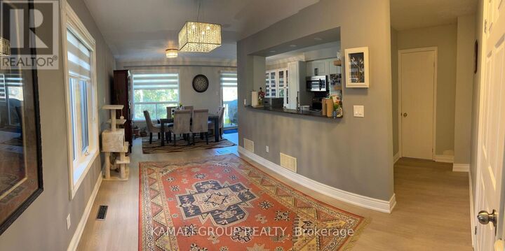 Property Photo:  2 Ross Linton Drive  ON L4G 6T3 
