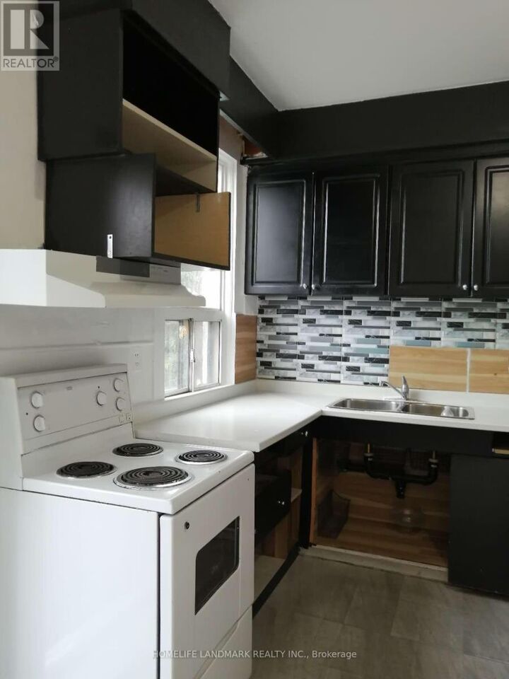 Property Photo:  19 Armstrong Avenue  ON M6H 1V9 
