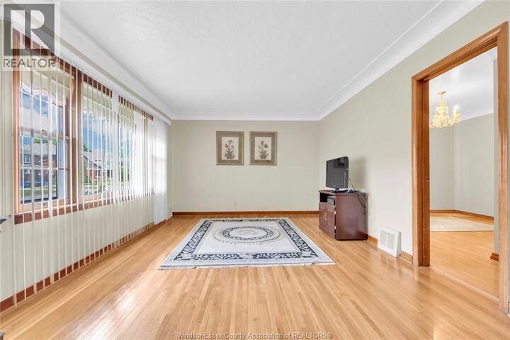 Property Photo:  380 Partington  ON N9B 2N5 