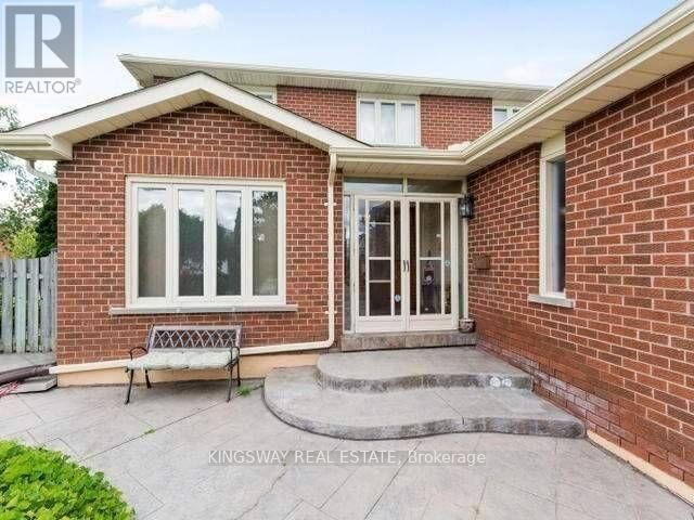 Property Photo:  298 Forest Drive South  ON L4L 3T5 