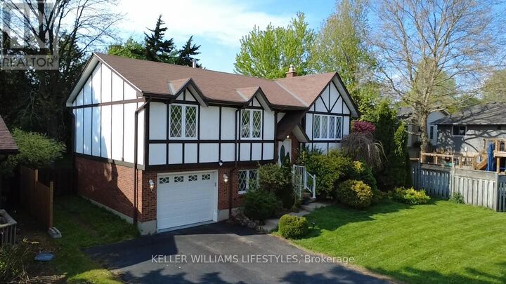Property Photo:  65 Gablewood Crescent  ON N6G 2Z8 