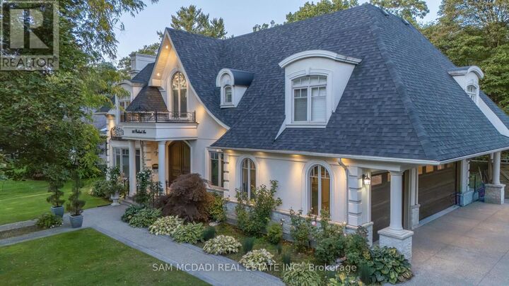 Property Photo:  883 Parkland Avenue  ON L5H 3G6 